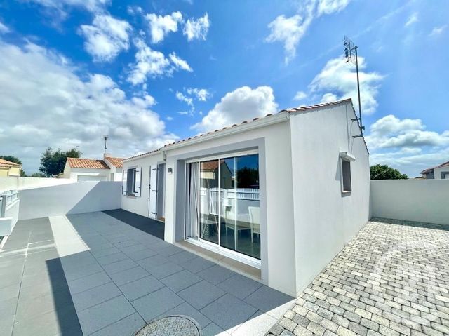 Maison à vendre - 4 pièces - 73,48 m2 - St Gilles Croix De Vie - 85 - PAYS-DE-LOIRE