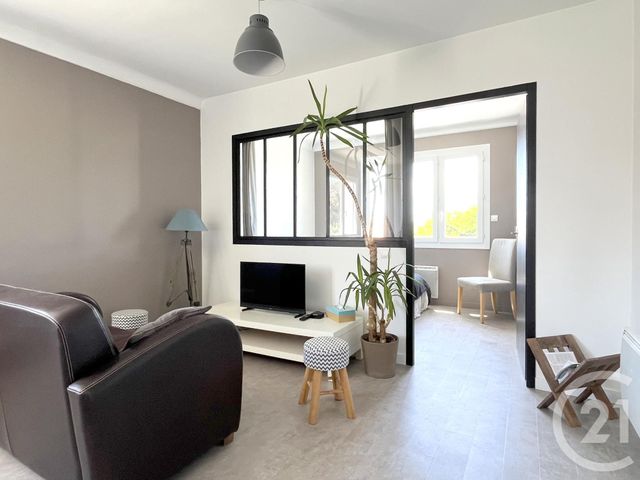 Appartement T3 à vendre - 3 pièces - 47,96 m2 - St Gilles Croix De Vie - 85 - PAYS-DE-LOIRE